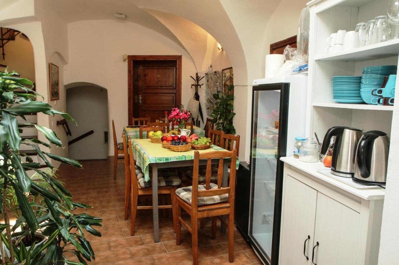 Mini Hotel Abraka & Apartments Чеський Крумлов Екстер'єр фото