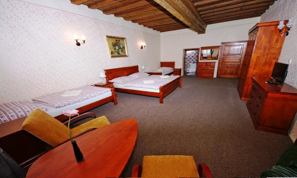 Mini Hotel Abraka & Apartments Чеський Крумлов Екстер'єр фото