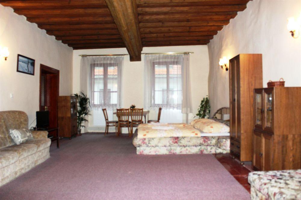 Mini Hotel Abraka & Apartments Чеський Крумлов Екстер'єр фото